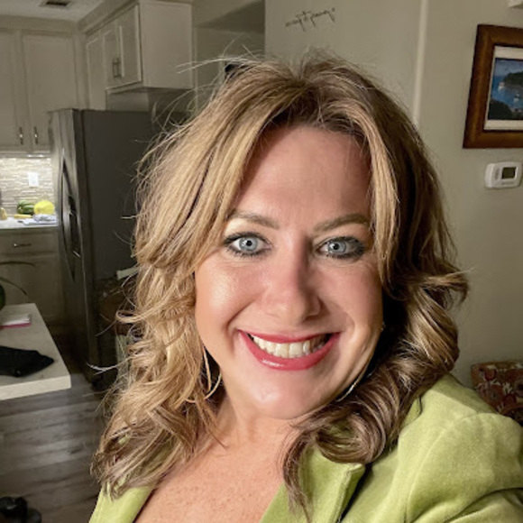 Meet your Posher, Misty - Picture 1 of 1